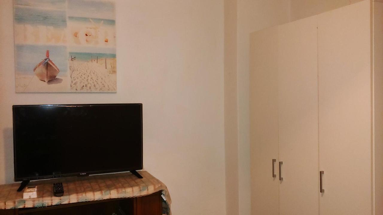 Lejlighed i Pagrati på 32 m². Soveværelser: 1. Private badeværelser: 1. Athen Eksteriør billede