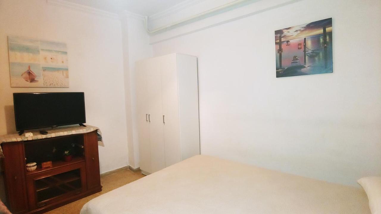 Lejlighed i Pagrati på 32 m². Soveværelser: 1. Private badeværelser: 1. Athen Eksteriør billede