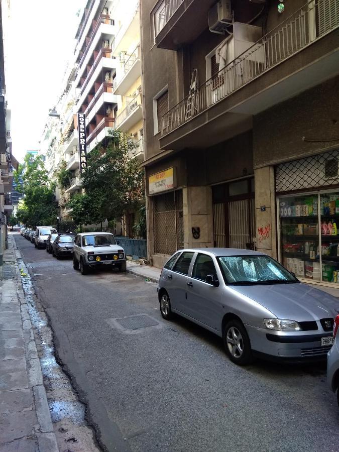 Lejlighed i Pagrati på 32 m². Soveværelser: 1. Private badeværelser: 1. Athen Eksteriør billede
