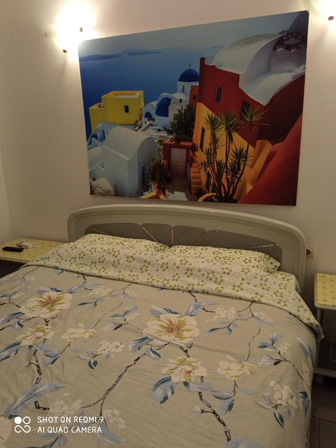 Lejlighed i Pagrati på 32 m². Soveværelser: 1. Private badeværelser: 1. Athen Eksteriør billede
