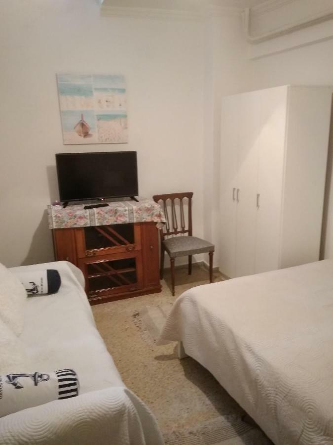 Lejlighed i Pagrati på 32 m². Soveværelser: 1. Private badeværelser: 1. Athen Eksteriør billede